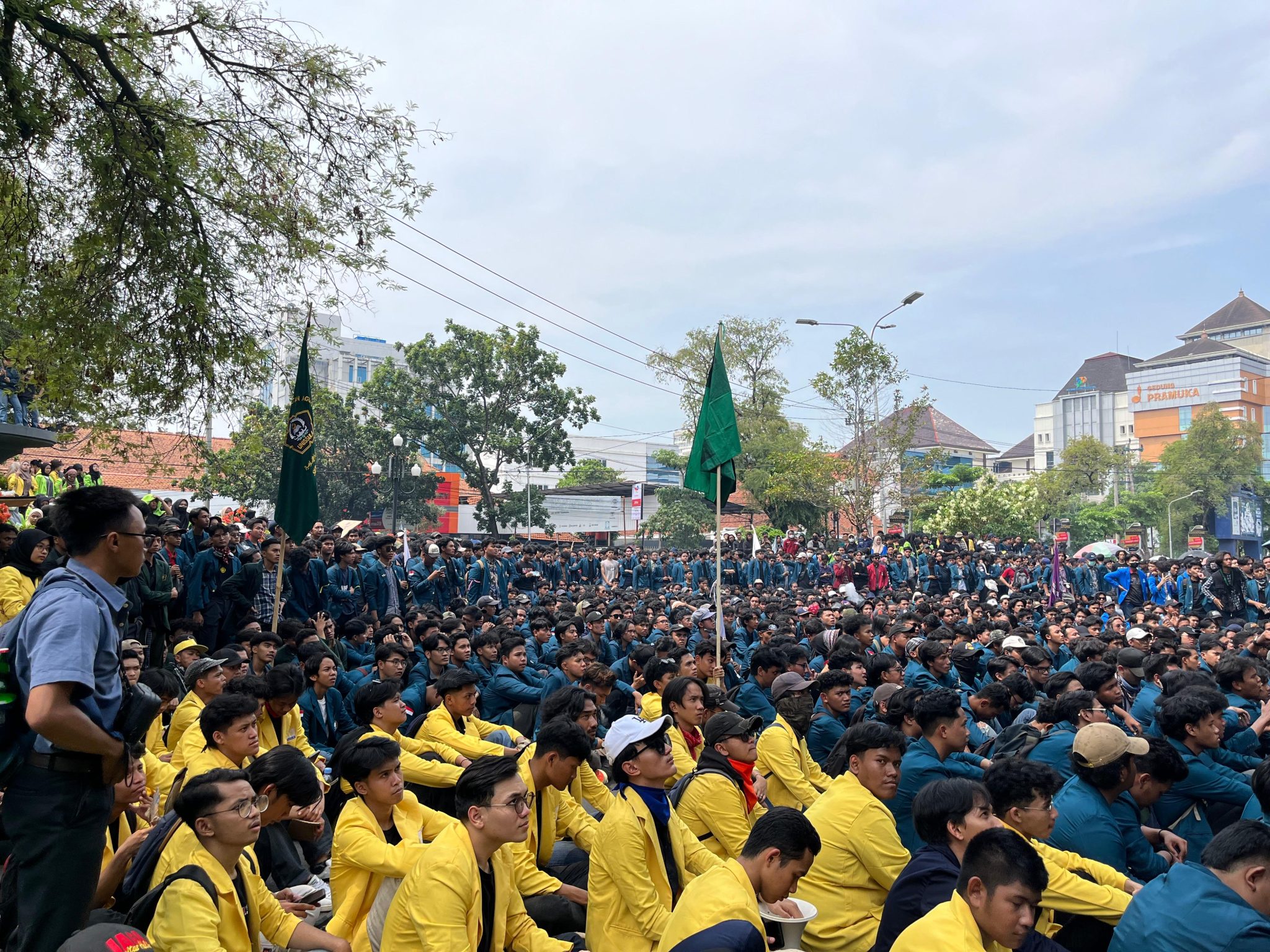 Kronologi Kericuhan Demo Tolak RUU Pilkada di Semarang, Ribuan Mahasiswa Mendapatkan Represifitas Aparat