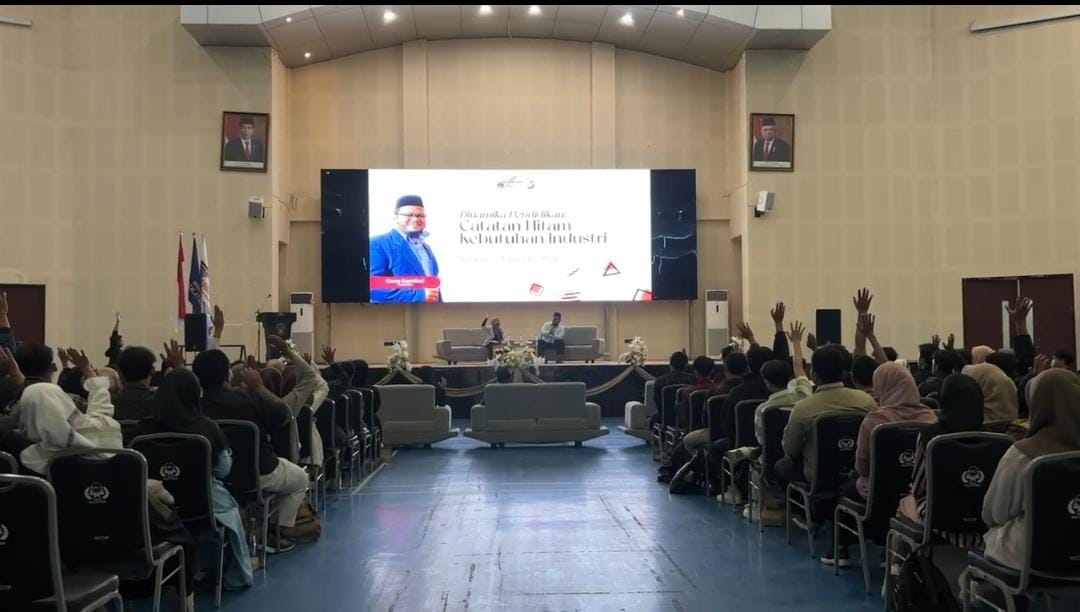 LPM DinamikA Undang Guru Gembul dalam Rangkaian Journalism Festival 2024