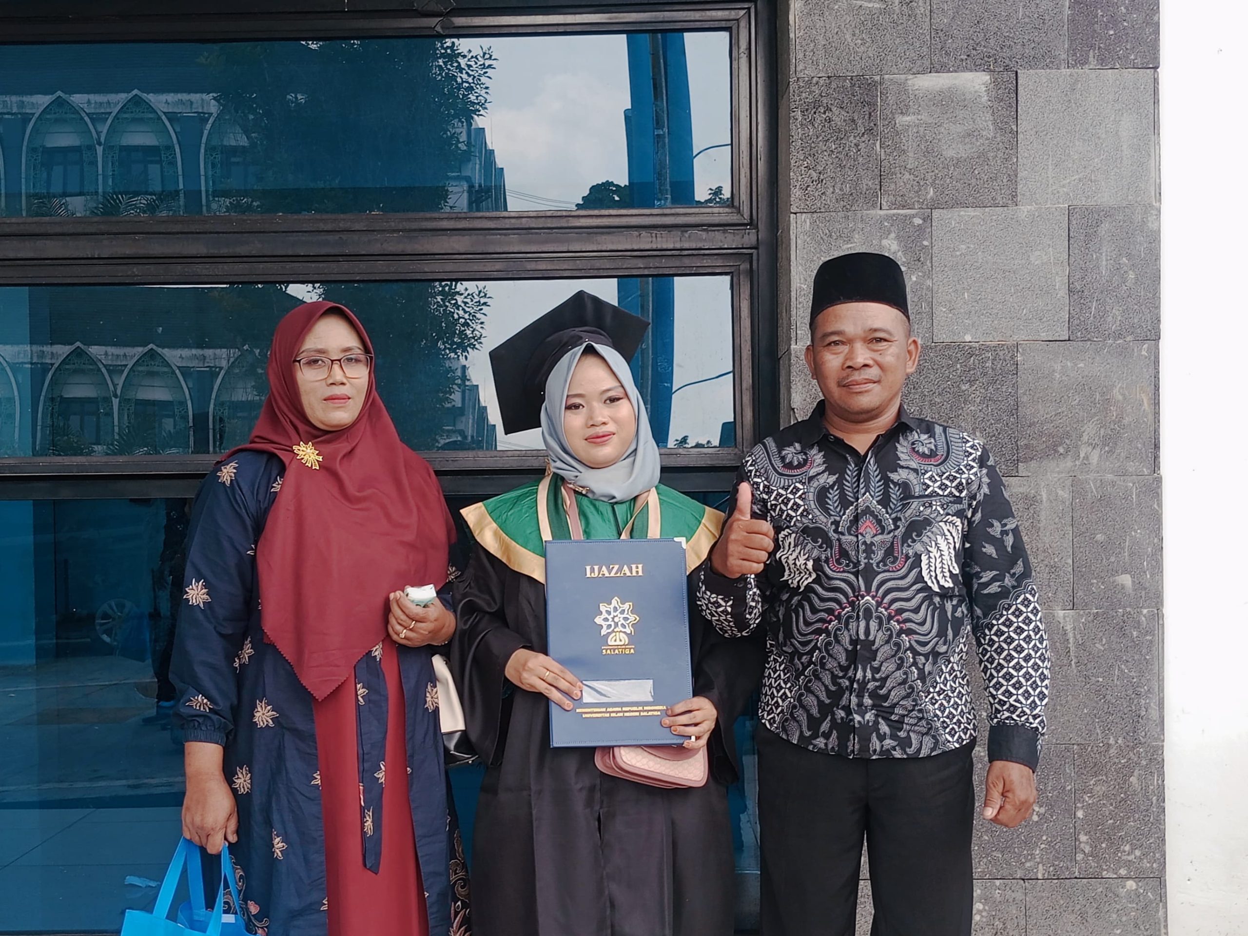 Wafi’ Nur Azizah Buktikan Pada Dunia Disabilitas Bisa Kuliah